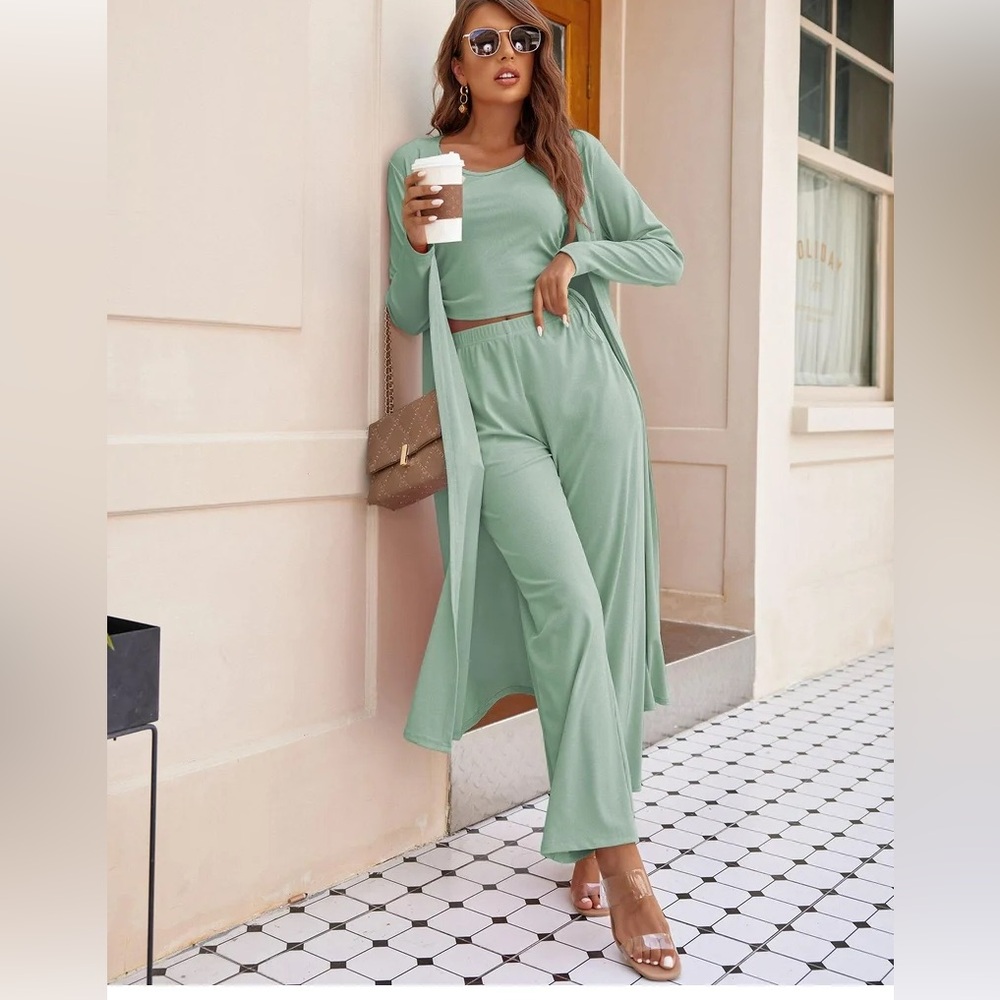 Elegant Boutique Mint Green Women's 3 Piece Jumpsuit Set - Picture 2 of 8
